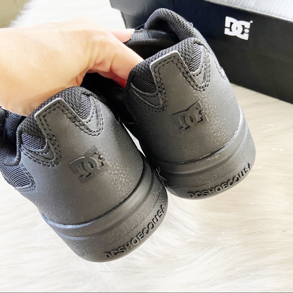 NEW DC Penza Black on Black Suede Skate Shoes Sneakers Size 10 - Picture 6 of 7